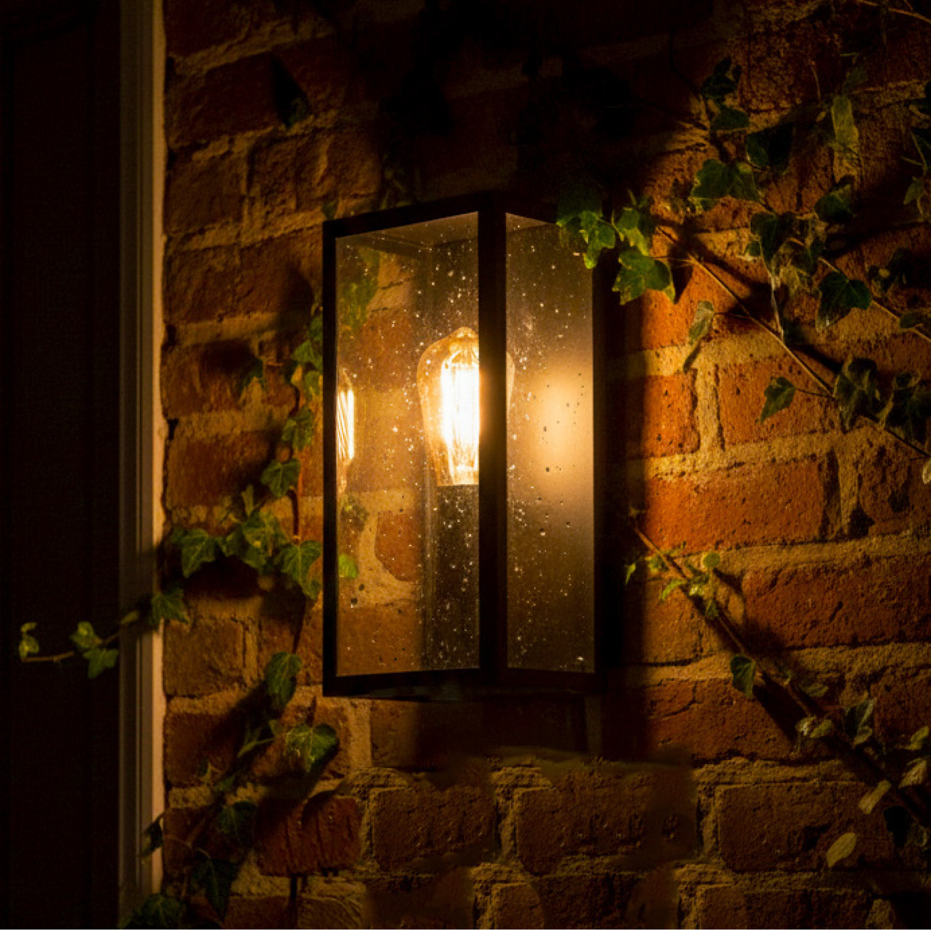 OUTDOOR WALL LANTERN - 60W E27 IP44 STAINLESS STEEL - GTL362